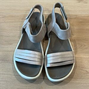 Ecco Women’s Flowt Strap Sandals Sz 37